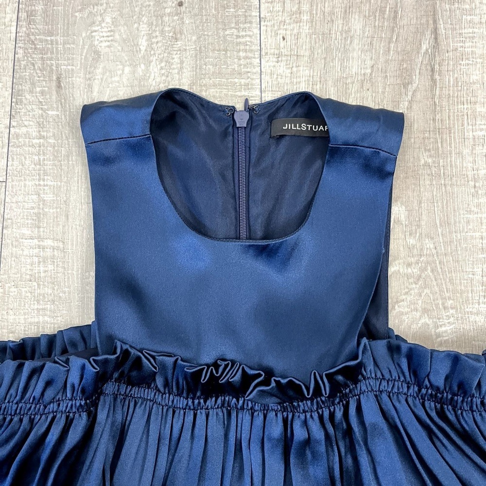 Jill Stuart Satin Top Womens XS Blue Cropped Off Shoulder Pleated Ruffle - Picture 3 of 16
